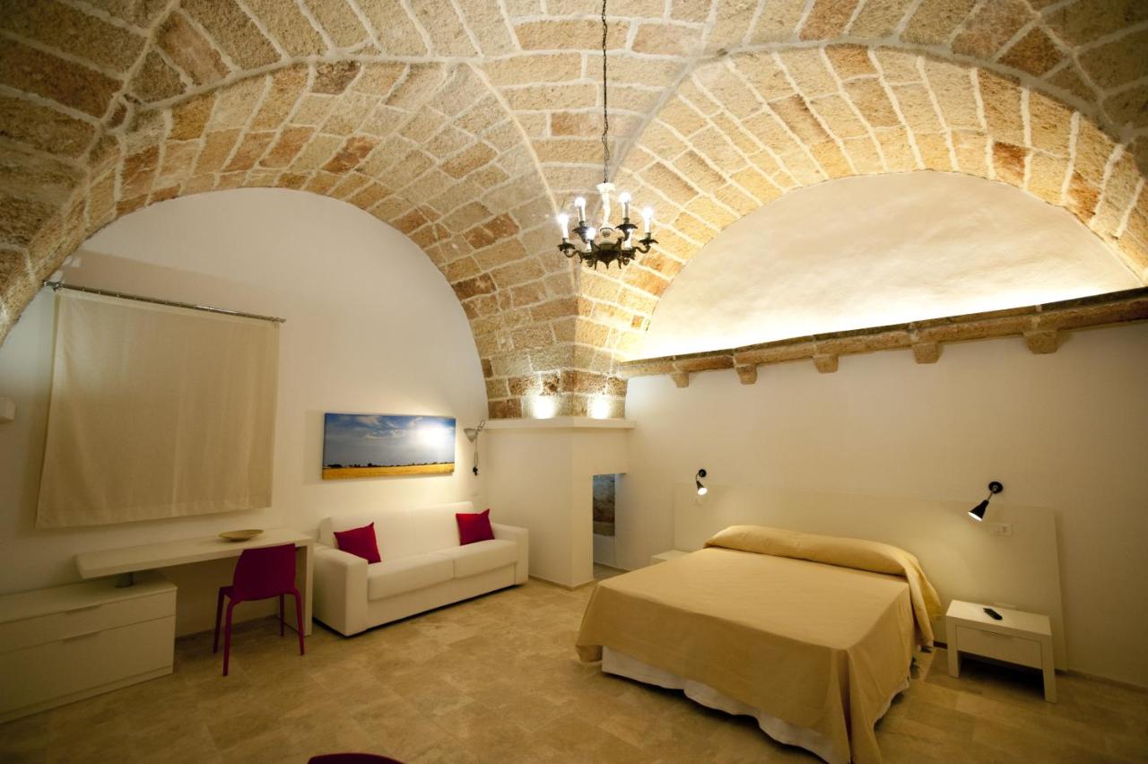 Studio Apartment Sterlizia with Patio