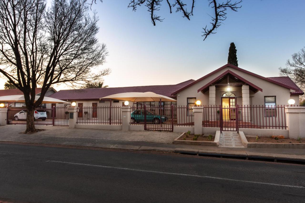 Rosepark Guesthouse - B&B Bloemfontein