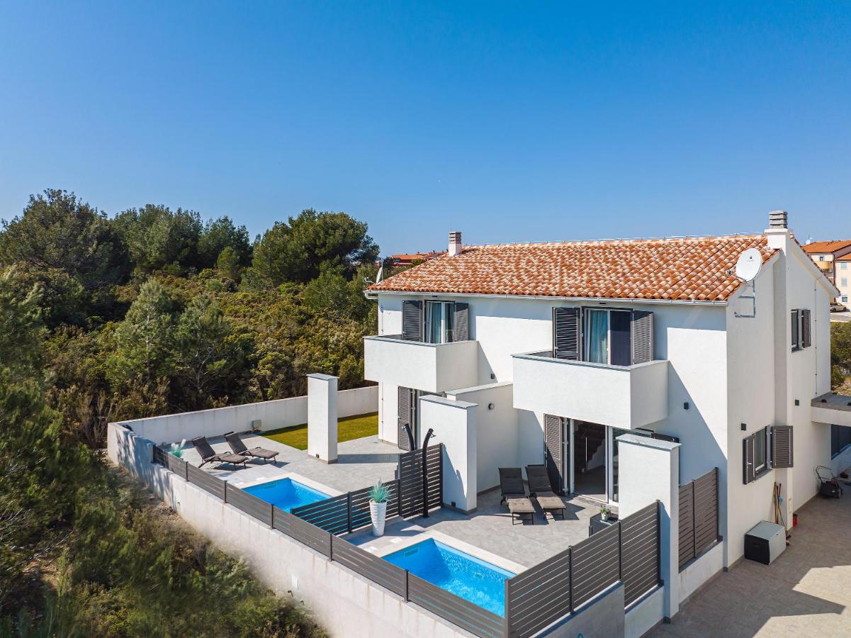 Villa Residence Oli A - Ferienwohnung Liznjan