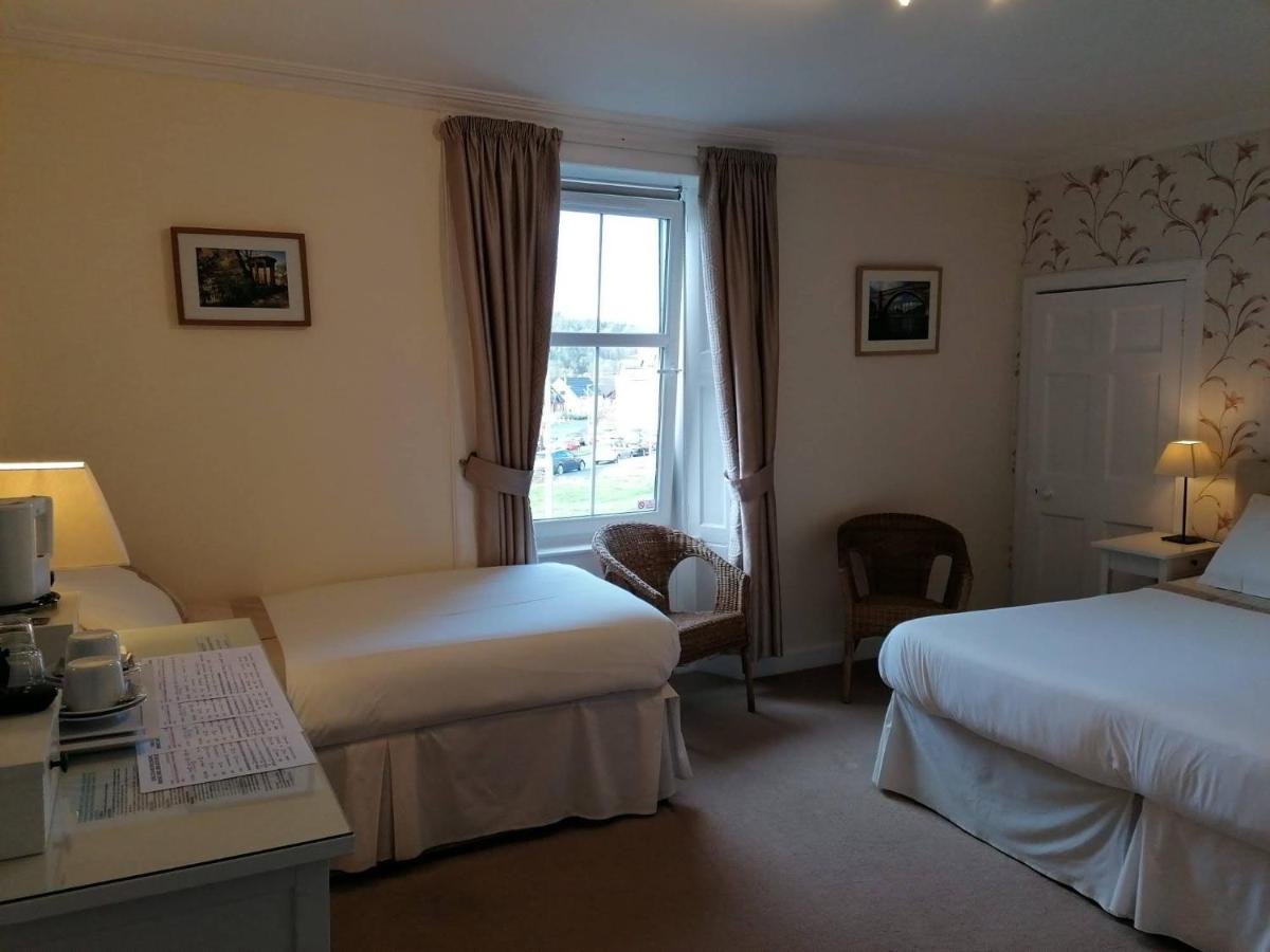 Habitación Familiar con baño privado