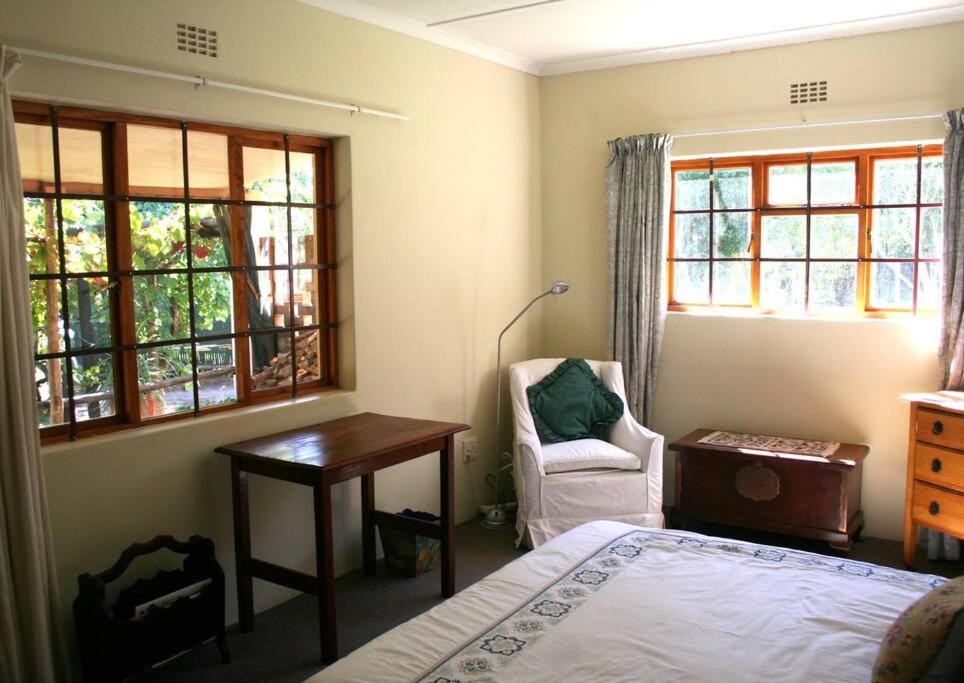 34 Steyn Street, Barrydale - B&B