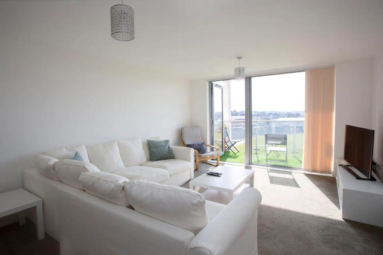 Stunning 2 Bedroom Apartment in Ashley Down with Cricket View - Bed and Breakfast