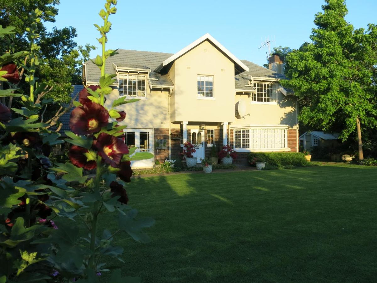 B&B Somerset West - Featherbed - Bed and Breakfast Somerset West