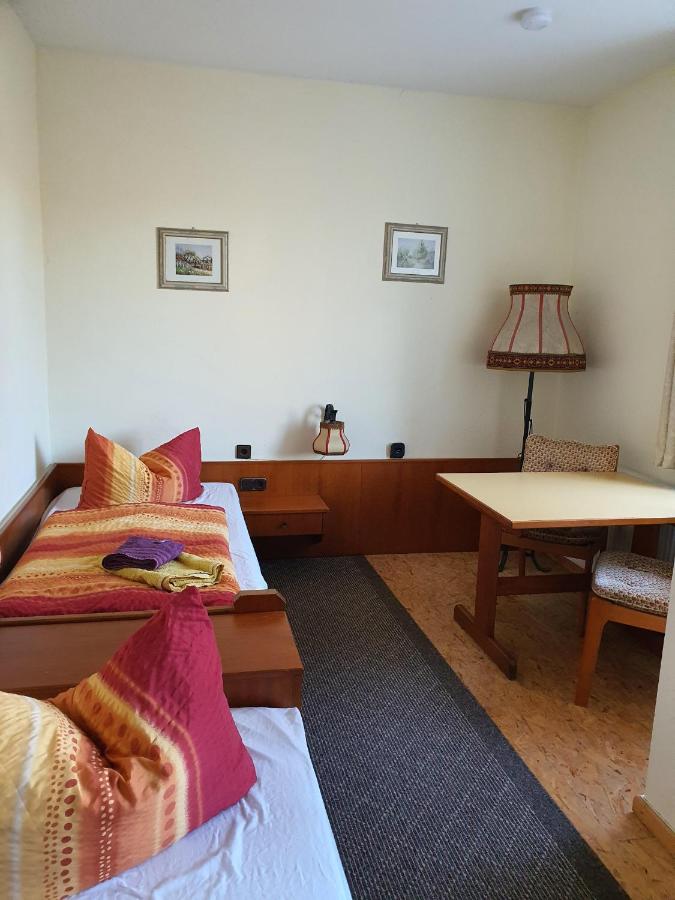 Standard Zweibettzimmer