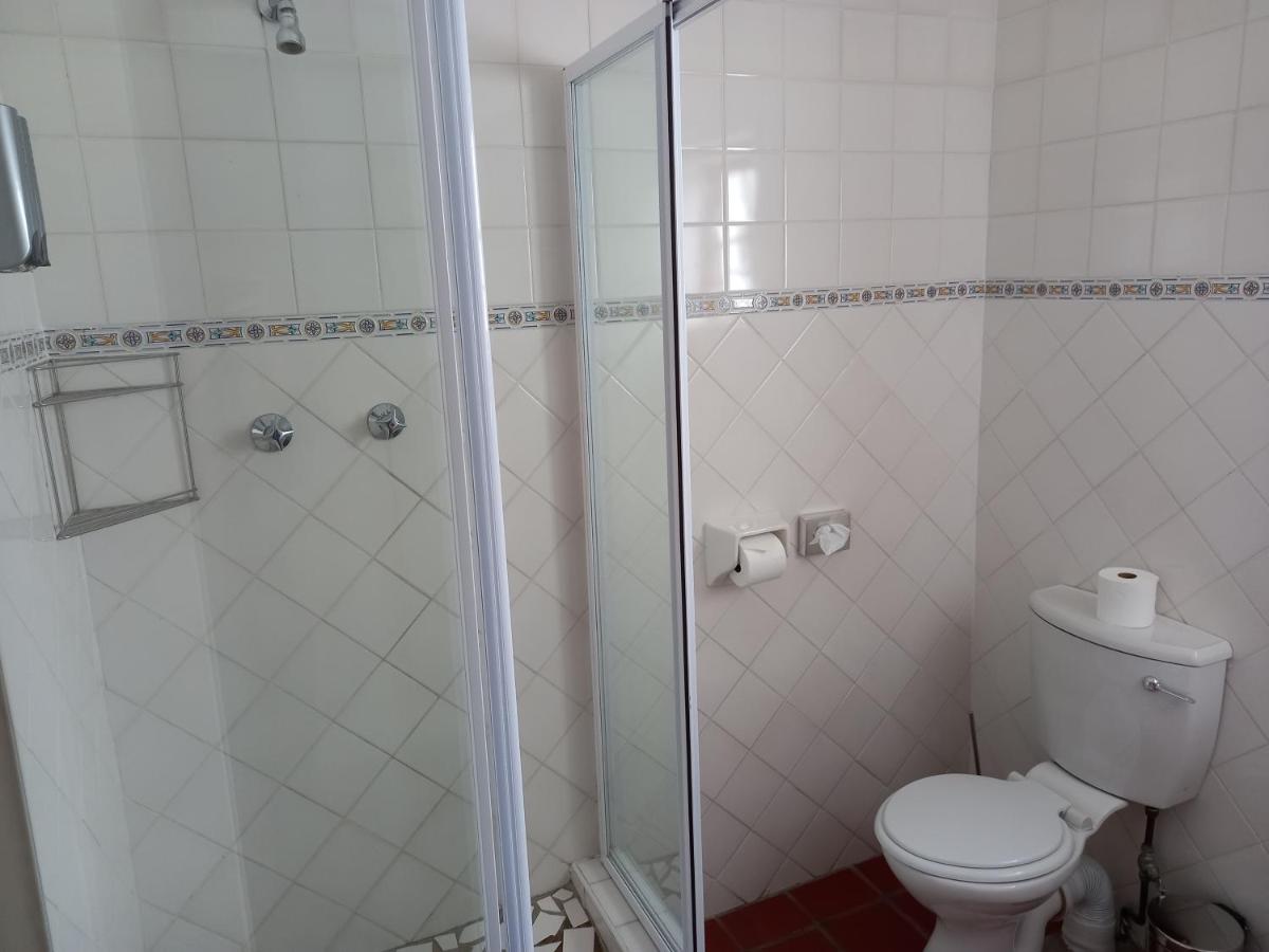 Double or Twin Room with Shower