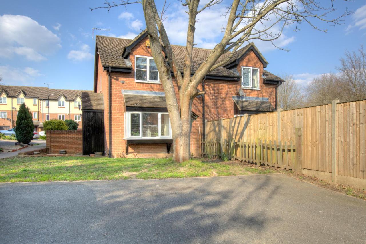 Windsor Burnham Ascot Haven Sleeps 4 - B&B