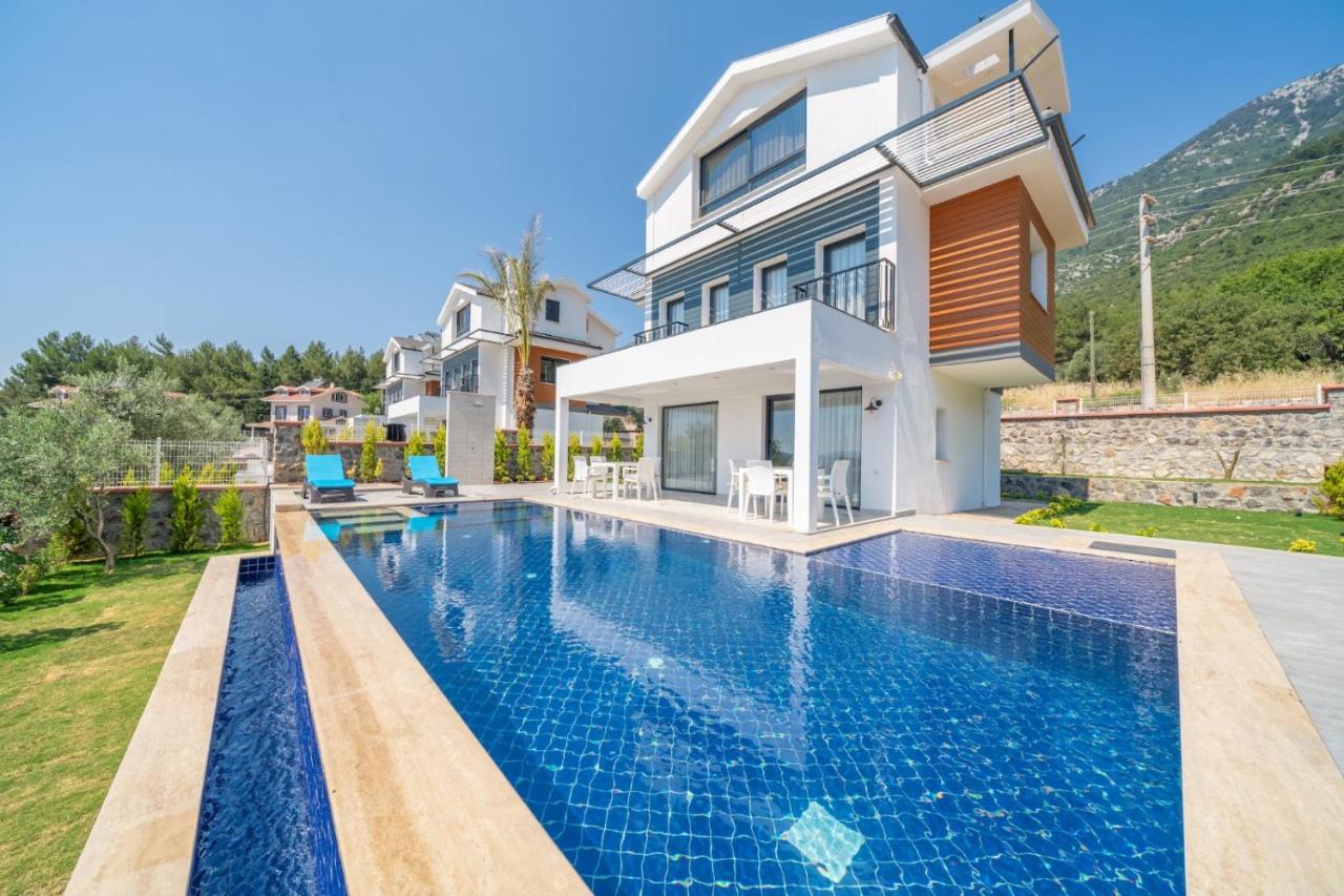 SULTAN VILLA - Bed and Breakfast