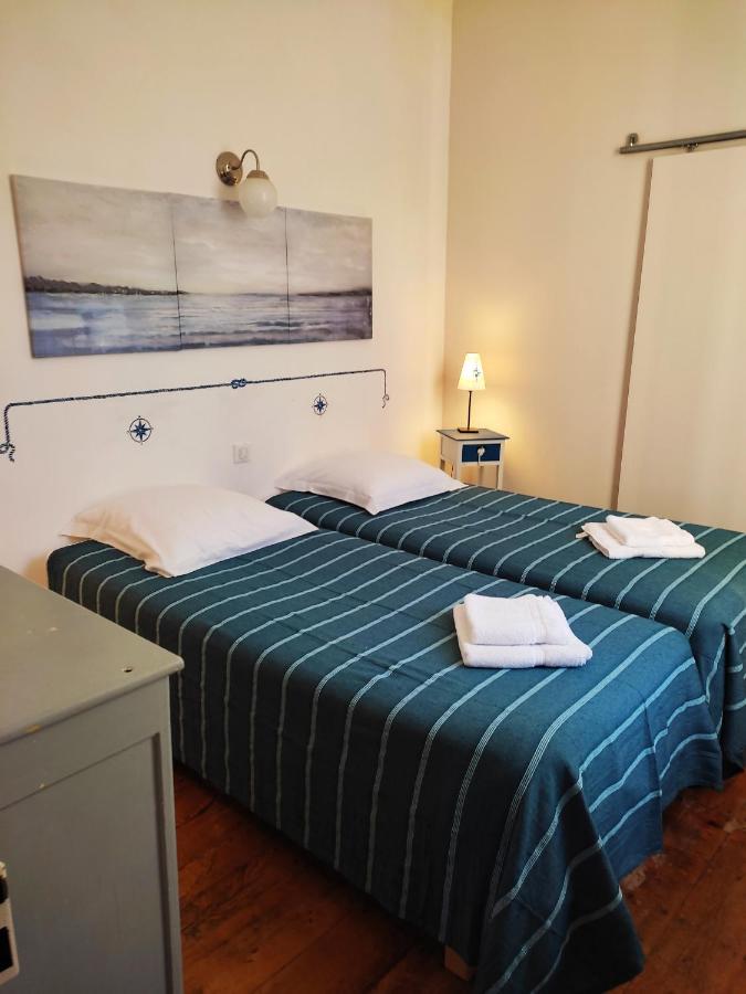 Camera Doppia con Letti Singoli con Bagno Privato