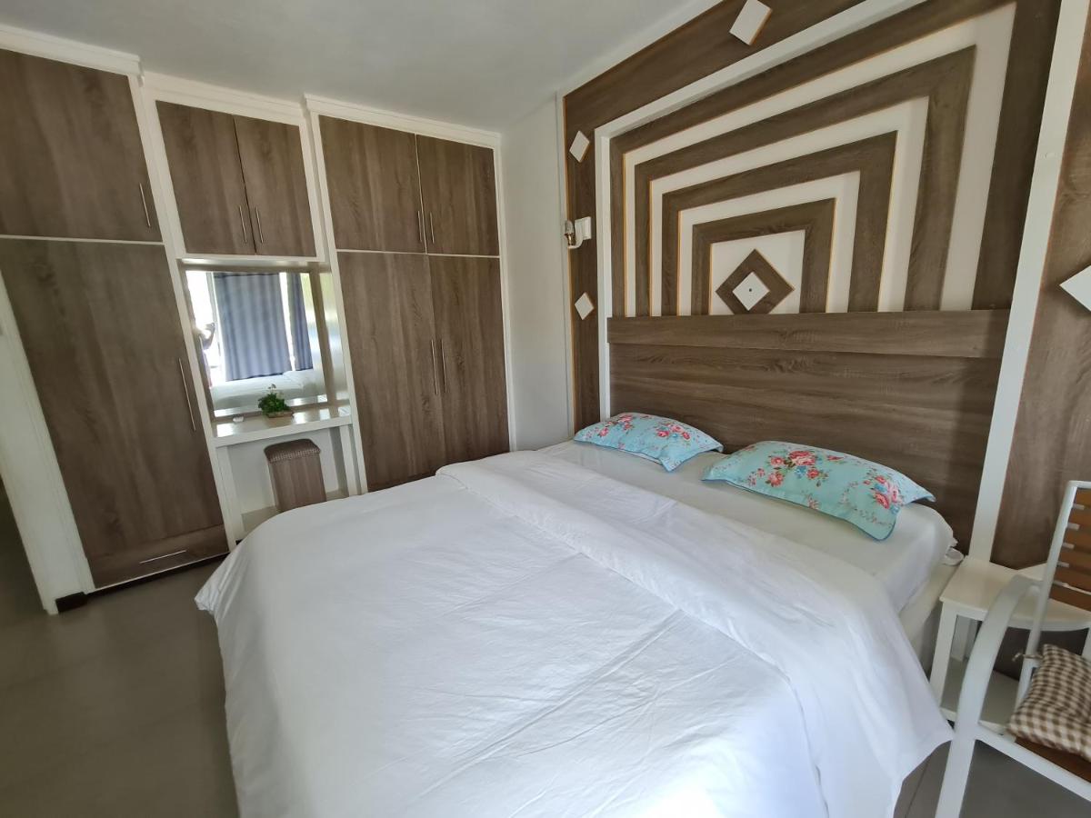 Sunny Bay Apartments - B&B Grand Baie