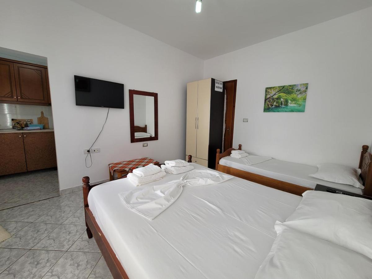 Camera Tripla con Vista Mare 