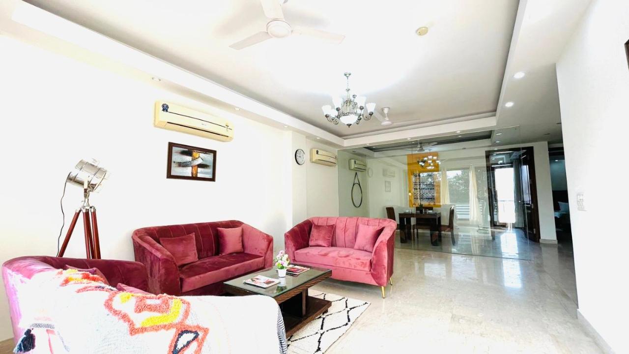 BluO 3BHK Safdarjung Enclave, Lift & Terrace Garden - Ferienwohnung Neu-Delhi
