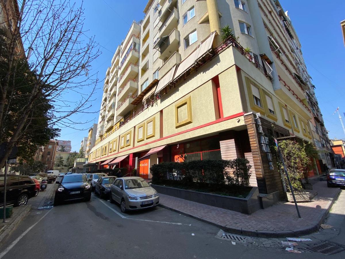 Retreat Apartments - B&B Tirana