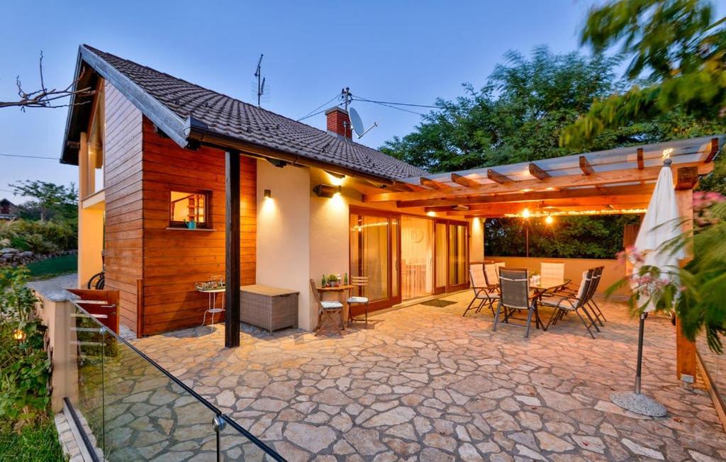 Gran Vista Holiday Home - B&B