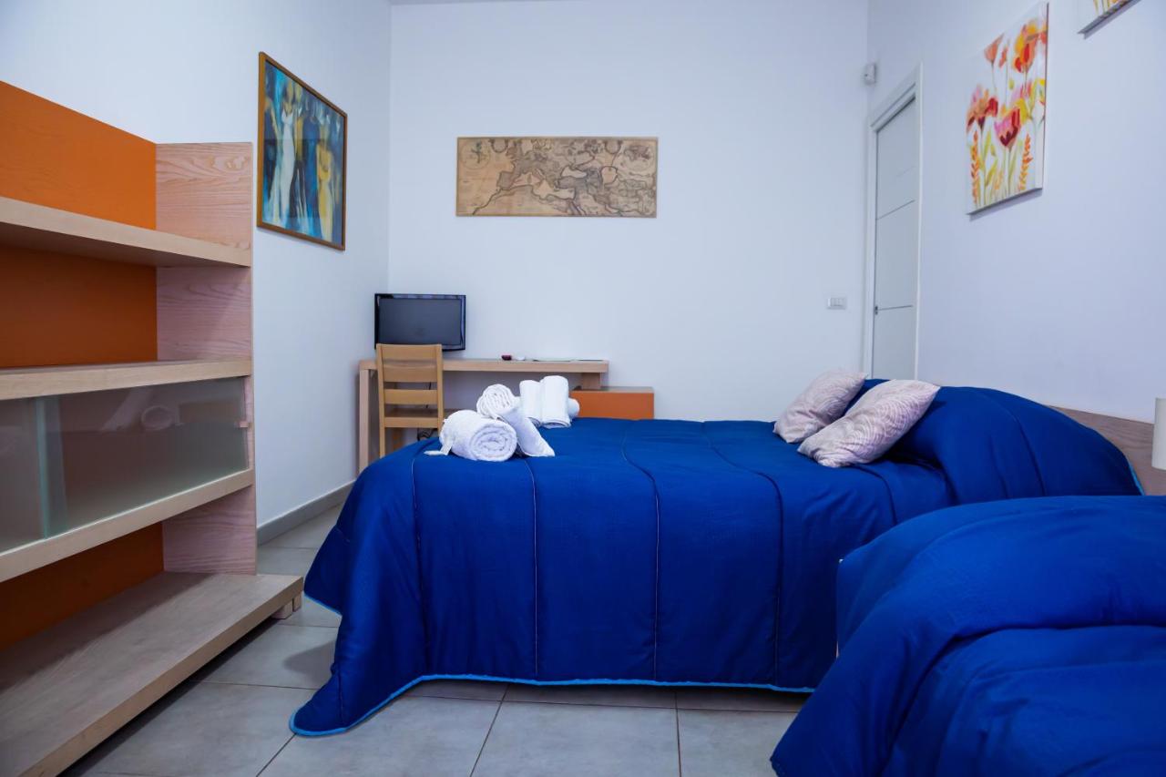 Deluxe Double Room (2 Adults + 1 Child)