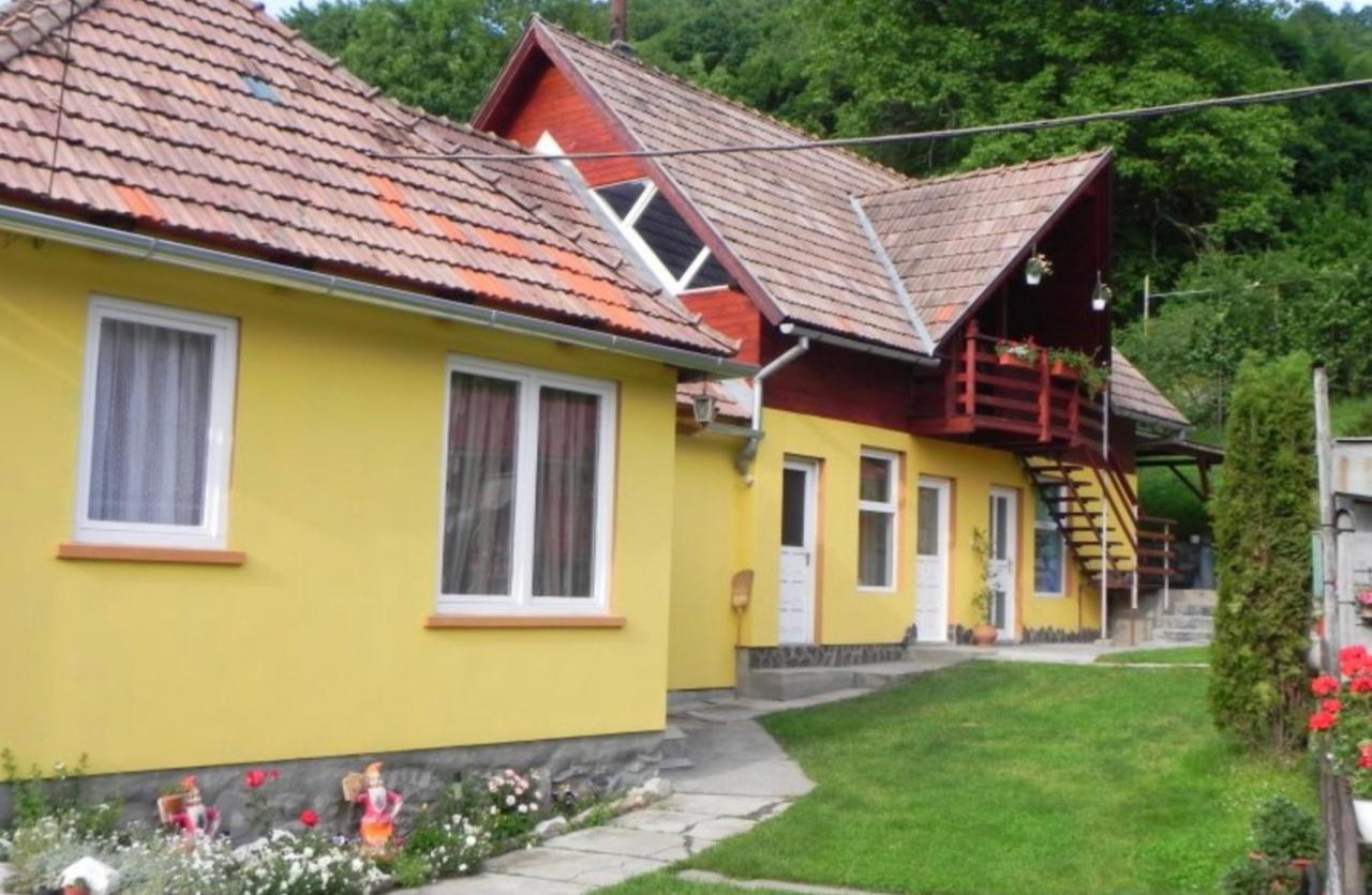 B&B Praid - Hegyalja Vendégház - Bed and Breakfast Praid