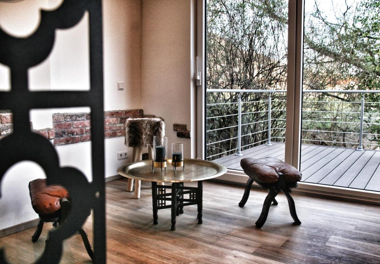 Kinzigloft mit Blick auf den Fluss - B&B Gelnhausen