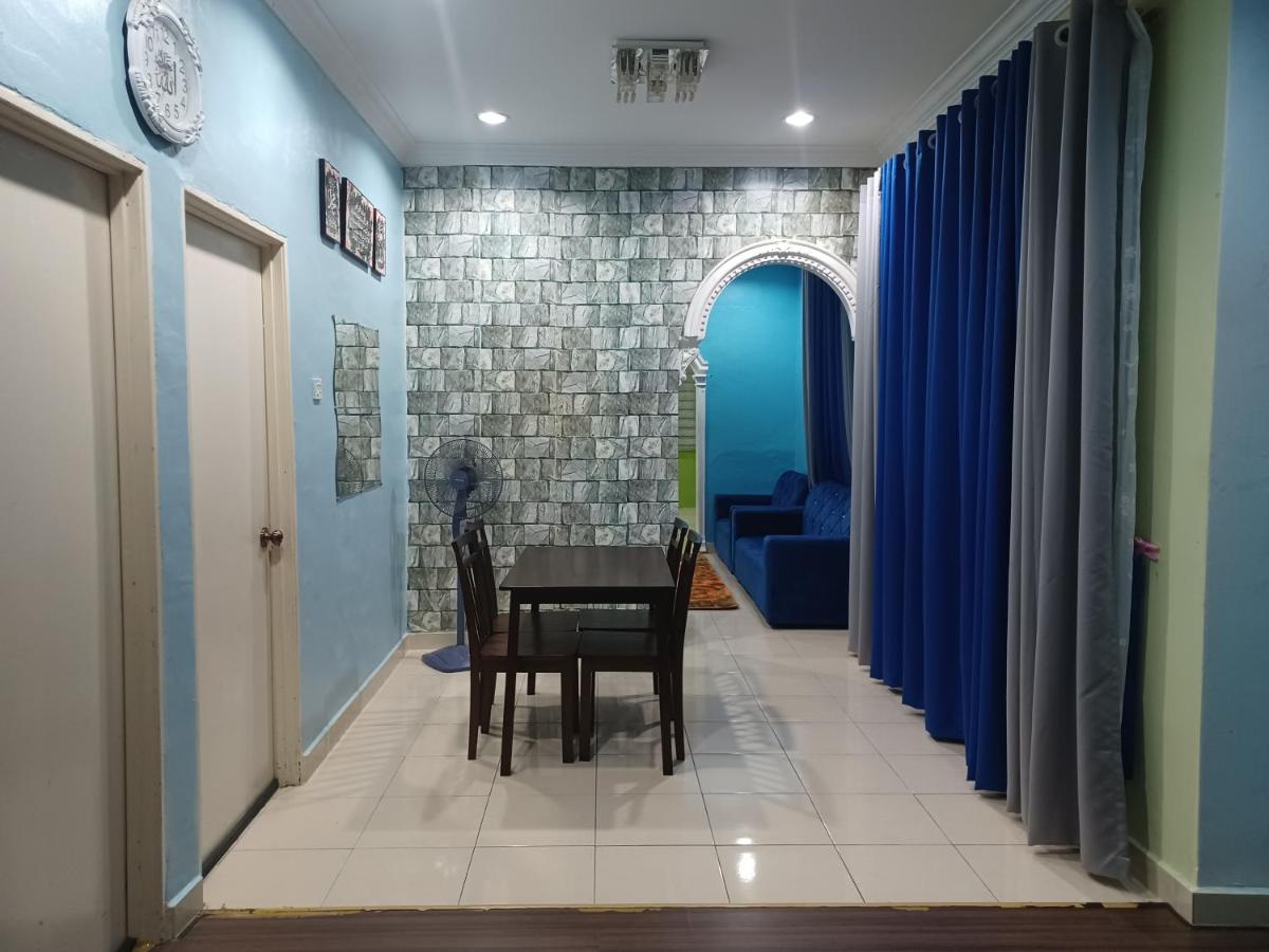 Homestay Dalia, Beseri, Perlis - Bed and Breakfast Kangar