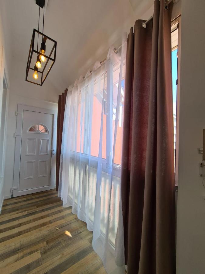 Le raffiné-parking privé-proche frontière Bâle - B&B