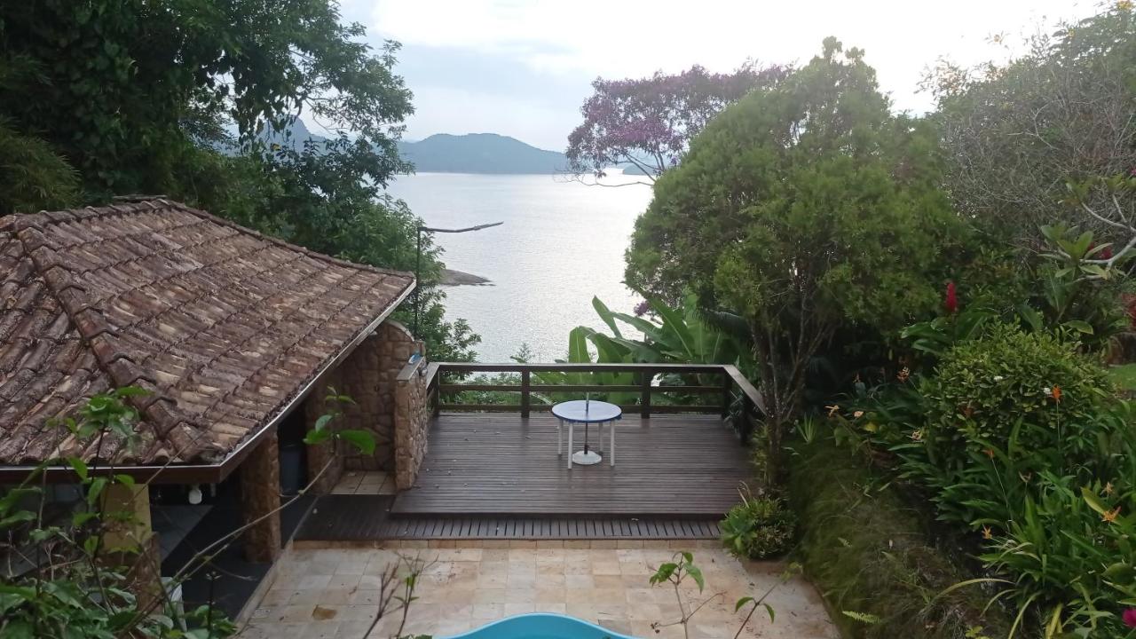 B&B Angra dos Reis - Casa Barlavento com Piscina e Praia em Angra - RJ - Bed and Breakfast Angra dos Reis