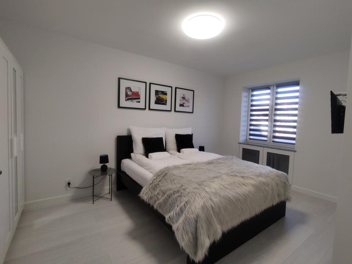 Apartament Wrocław Borowska - Bed and Breakfast