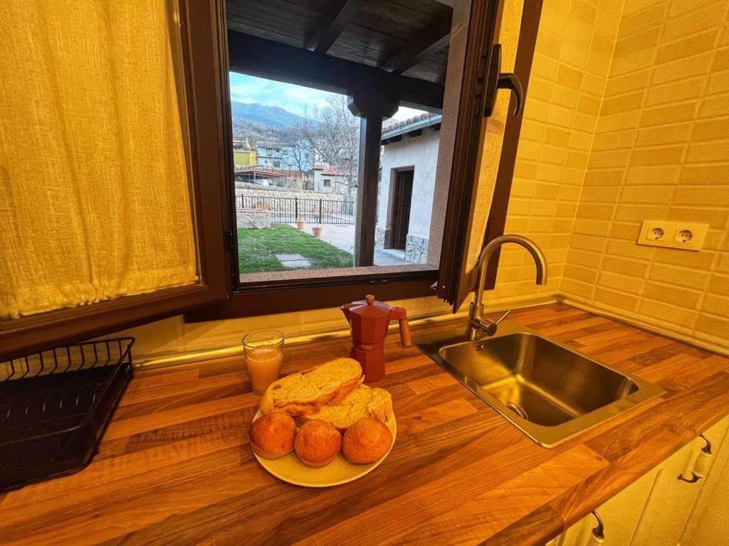 Apartment mit Balkon