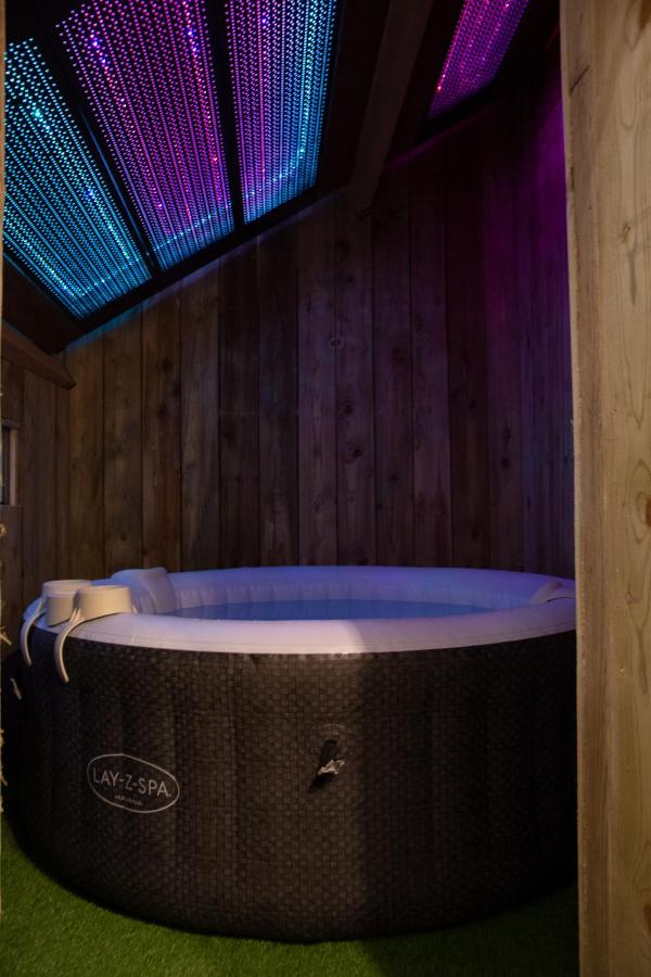Ô COSY , DUPLEX, JACUZZI, TERRASSE. - Bed and Breakfast