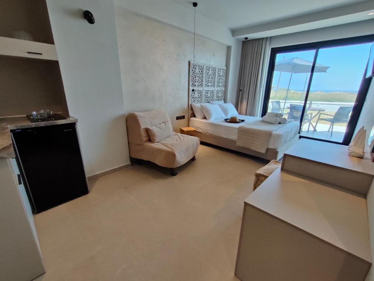 Studio with Sea View