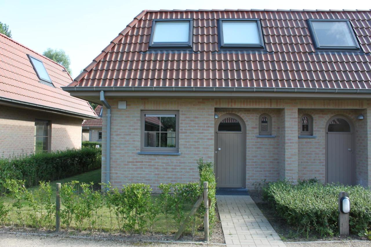 B&B Adinkerke - Holiday Home Walhofpark 17 - Bed and Breakfast Adinkerke