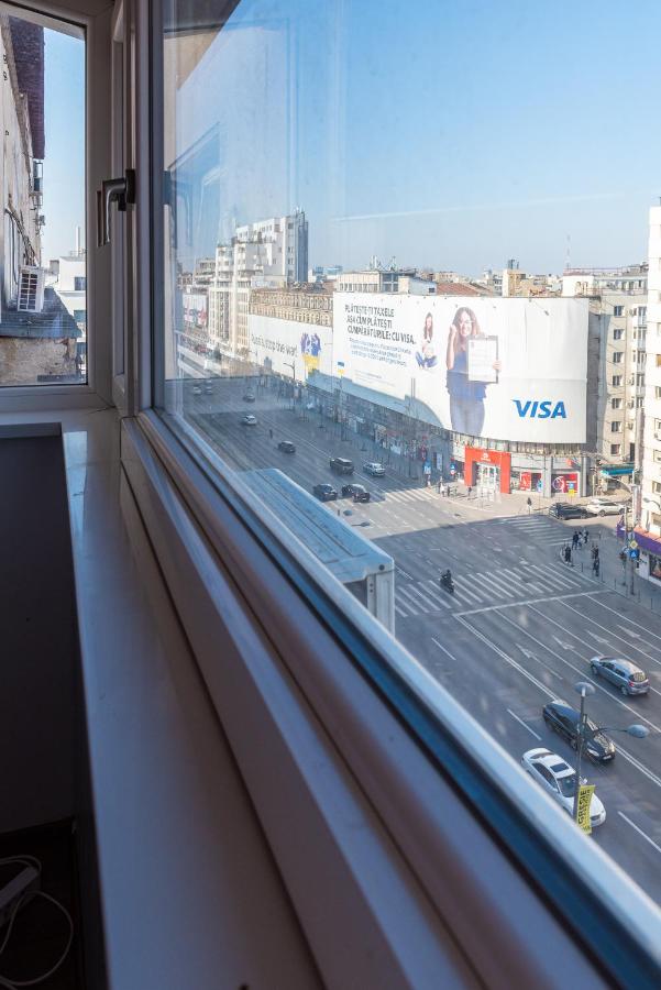 Chic 2-Room Apartment in the Heart of Bucharest with Amazing View - B&B