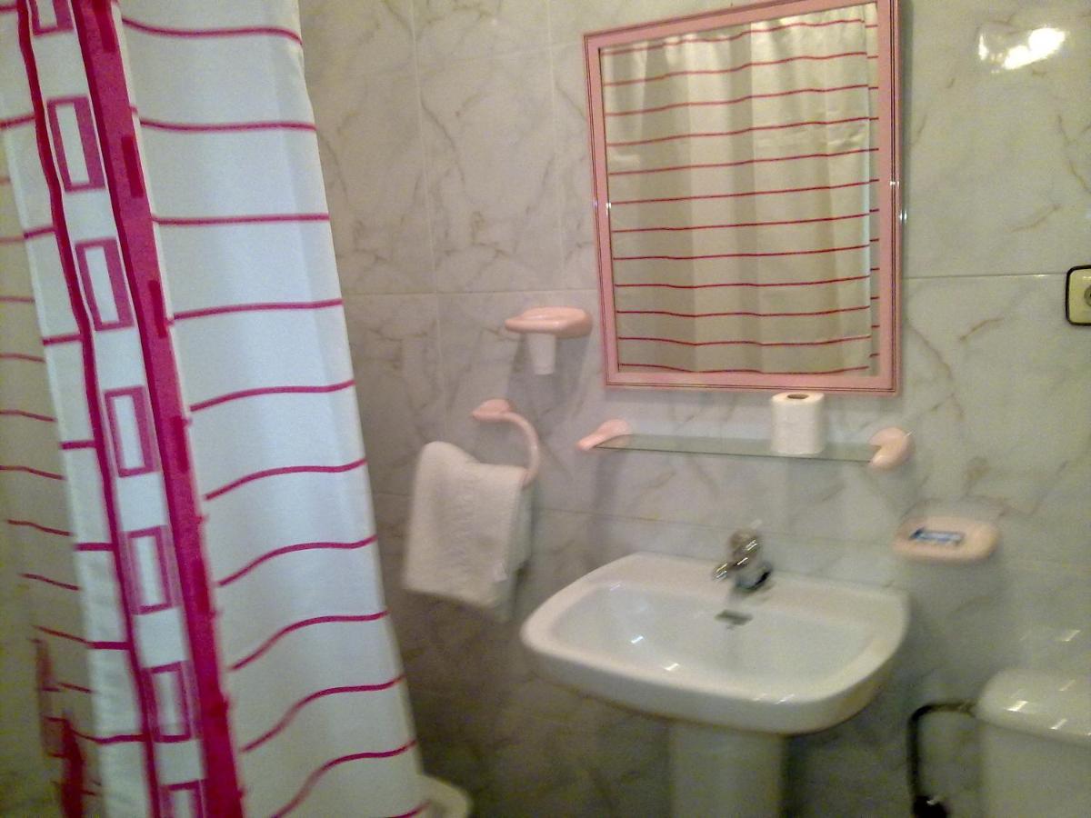 Camera Singola con Bagno Privato