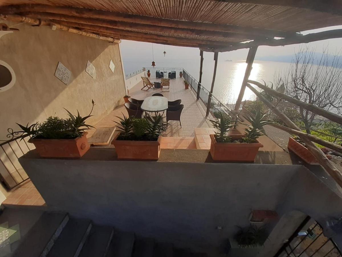 Giardino Eden Villa - Bed and Breakfast