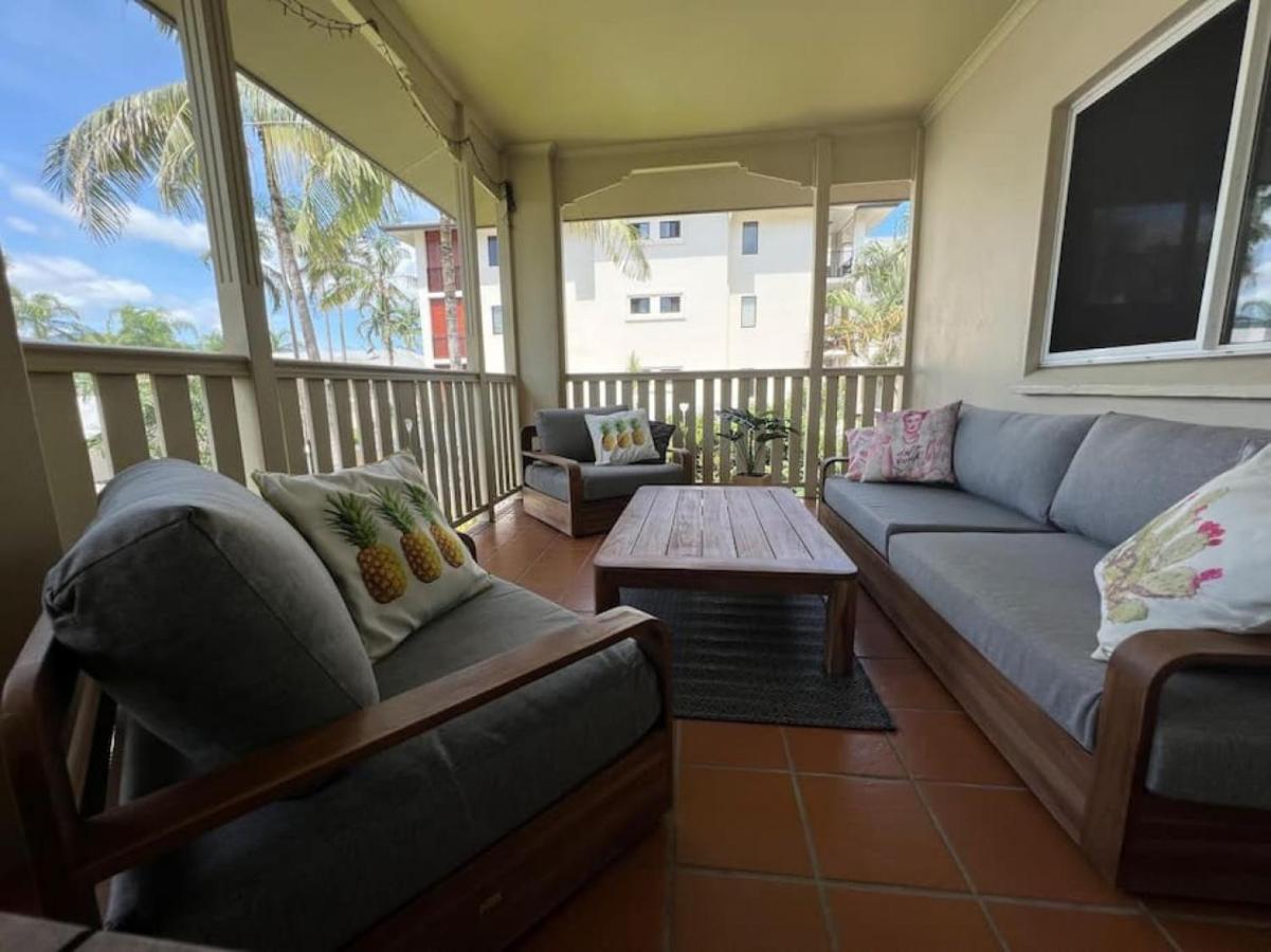 Tiki Dreams - With A Large Breezy Balcony - Chambres d’hôtes