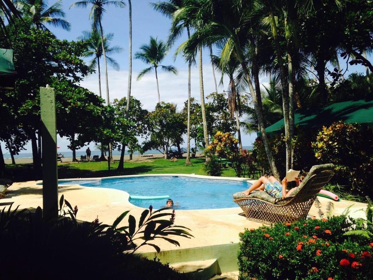 Tent with Pool View