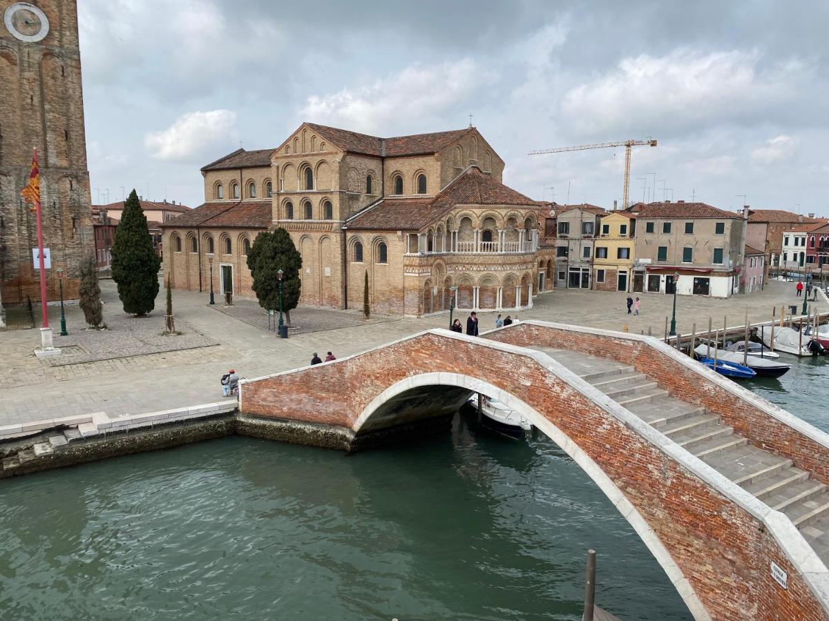 B&B Murano - DUOMO Murano Apartment with Canal view - Bed and Breakfast Murano