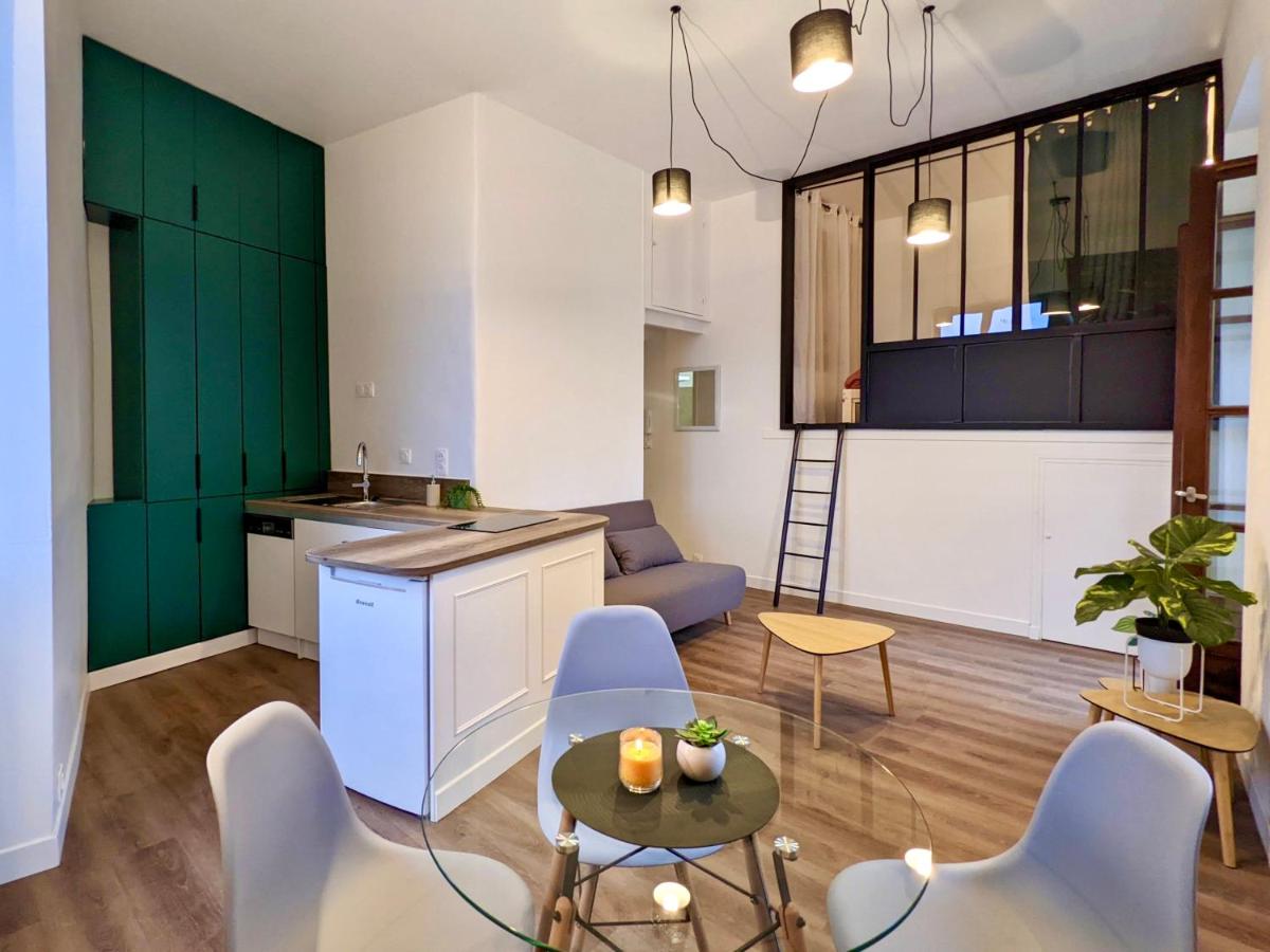 Joli appartement de charme rénové en centre ville - B&B Aubenas