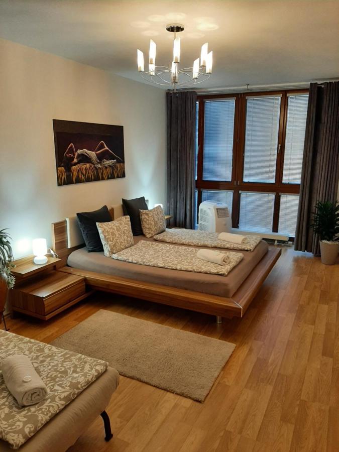 B&B Brno - Nobless Apartment Brno - Bed and Breakfast Brno