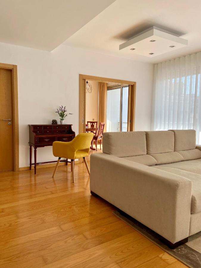 Apartamento O Albuquerque - Centro Cidade Alcobaça - B&B Alcobaça