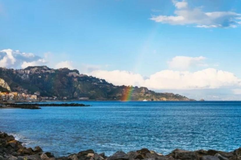 AG Luxury Rooms - B&B Giardini-Naxos