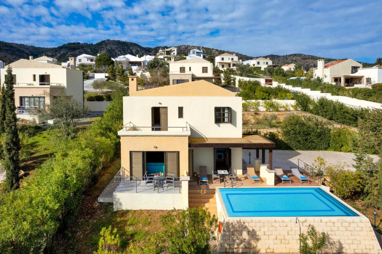 B&B Kalathos - Aegean Blue Villa's - All Inclusive & Water park - Bed and Breakfast Kalathos