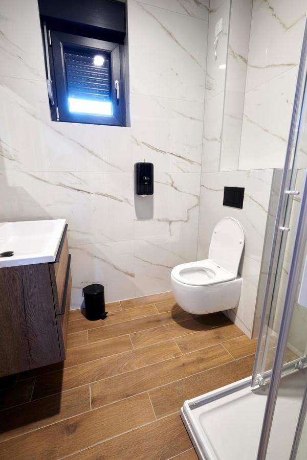 Quadruple Room with Private Bathroom