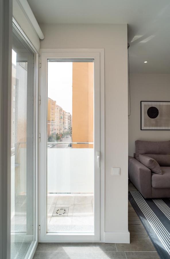 AAC Málaga - Apartamento luminoso y nuevo, a 1,3km del centro de Málaga - B&B Málaga