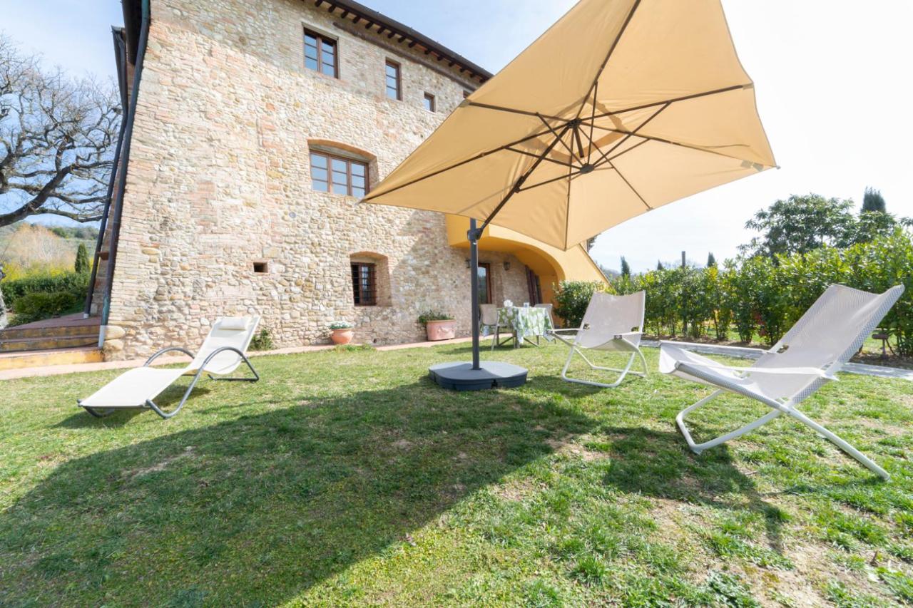 Apartment with Garden View