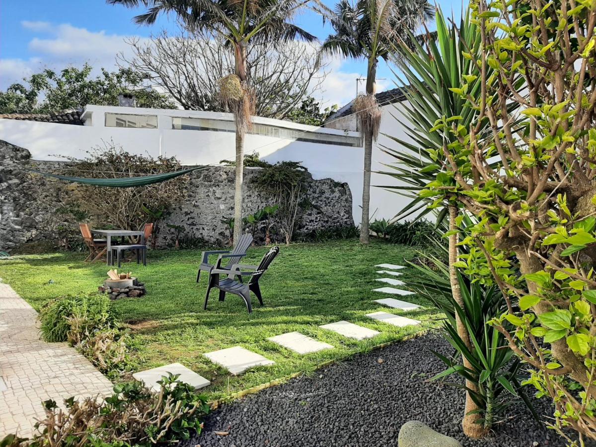 B&B Lagoa - Vila Nikau - Garden by the Sea - Bed and Breakfast Lagoa