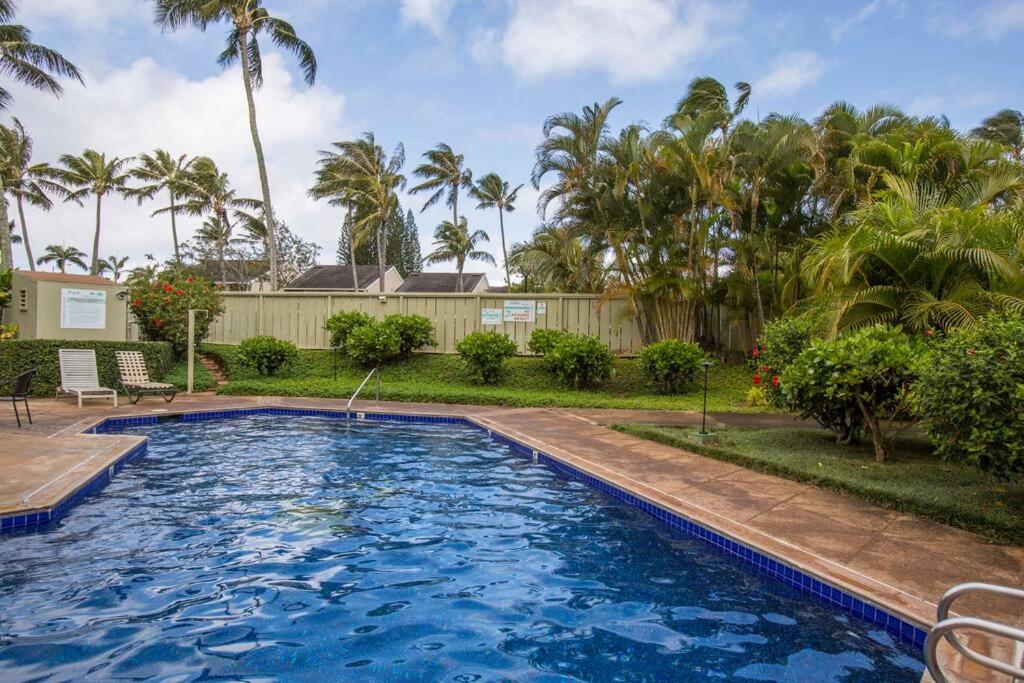 Beach Cozy North Shore Turtle Bay Condo - B&B