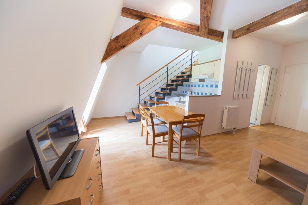 Duplex Apartment with Double Bed