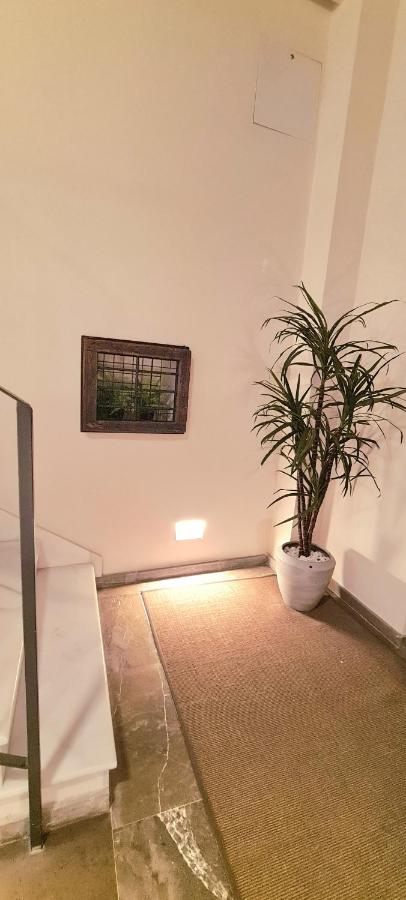 Apartment with Shower