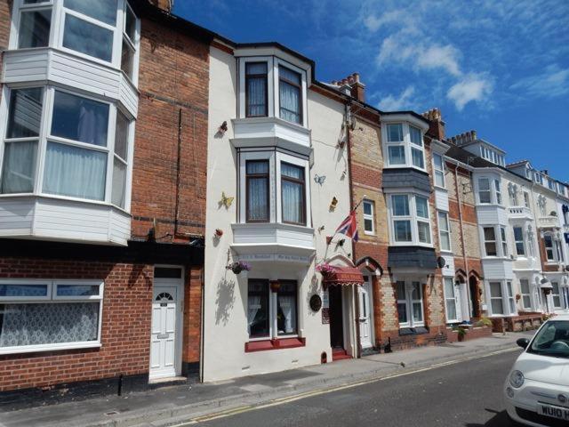 B&B Weymouth - Marjune Guest House - Bed and Breakfast Weymouth