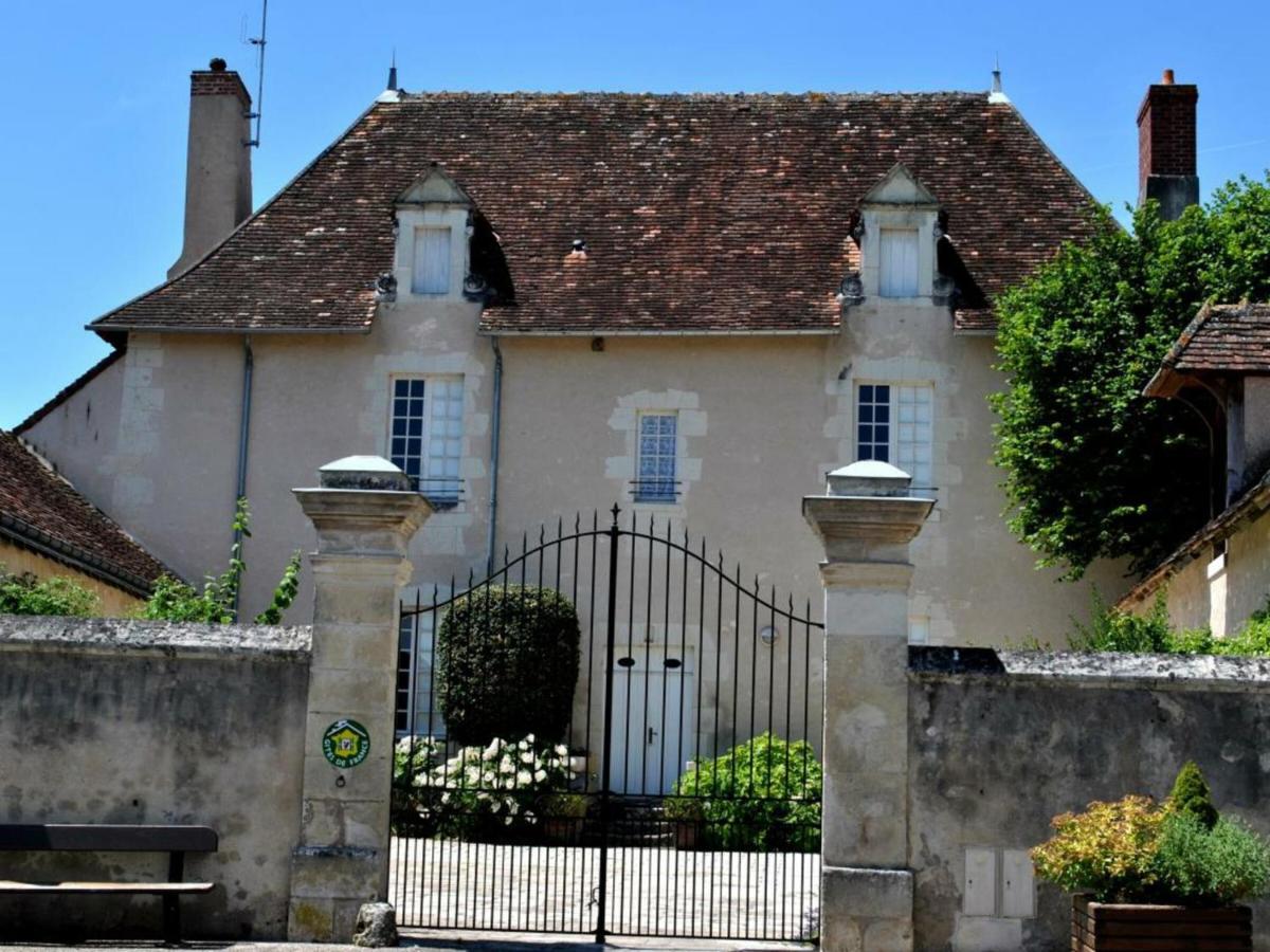 B&B Bossay-sur-Claise - Gîte Bossay-sur-Claise, 5 pièces, 15 personnes - FR-1-381-514 - Bed and Breakfast Bossay-sur-Claise