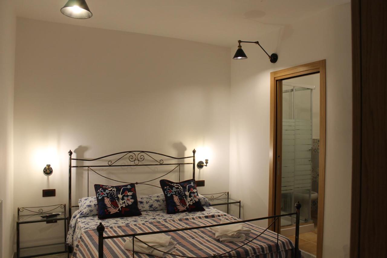 Affittacamere Pantì - Room & Breakfast - Bed and Breakfast