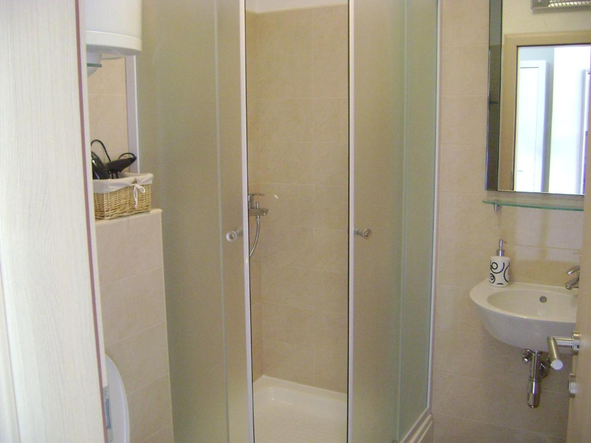 Deluxe Double Studio